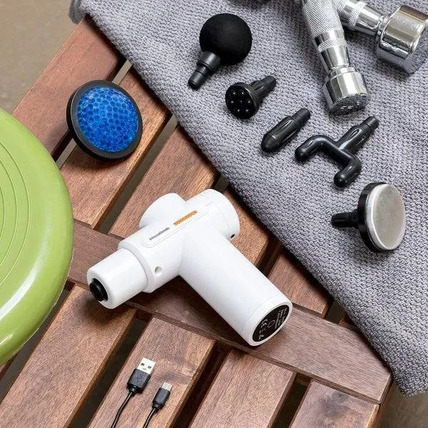 Innovagoods Massaggiatore Pistola Massaggio Muscolare con Caldo e Freddo - 6 Testine Intercambiabili - 6 Velocità - Display LCD - Ricaricabile USB