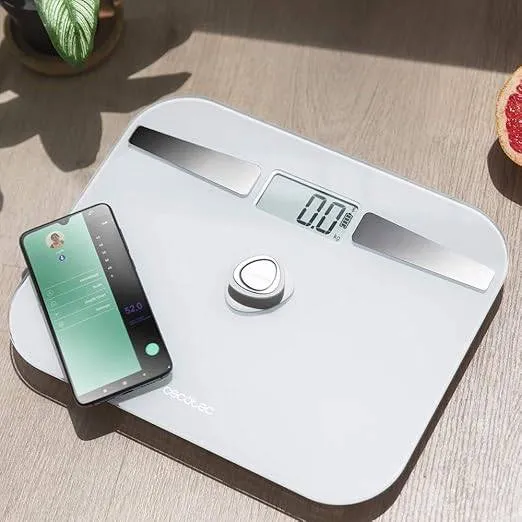 Cecotec Surface Precision 10200 Smart Healthy White Bilancia Pesapersone fino a 180kg - Energia senza Pile - Bluetooth - 4 Sensori - Cristallo Temperato - Piedini Antiscivolo - Spegnimento Automatico - Colore Bianco