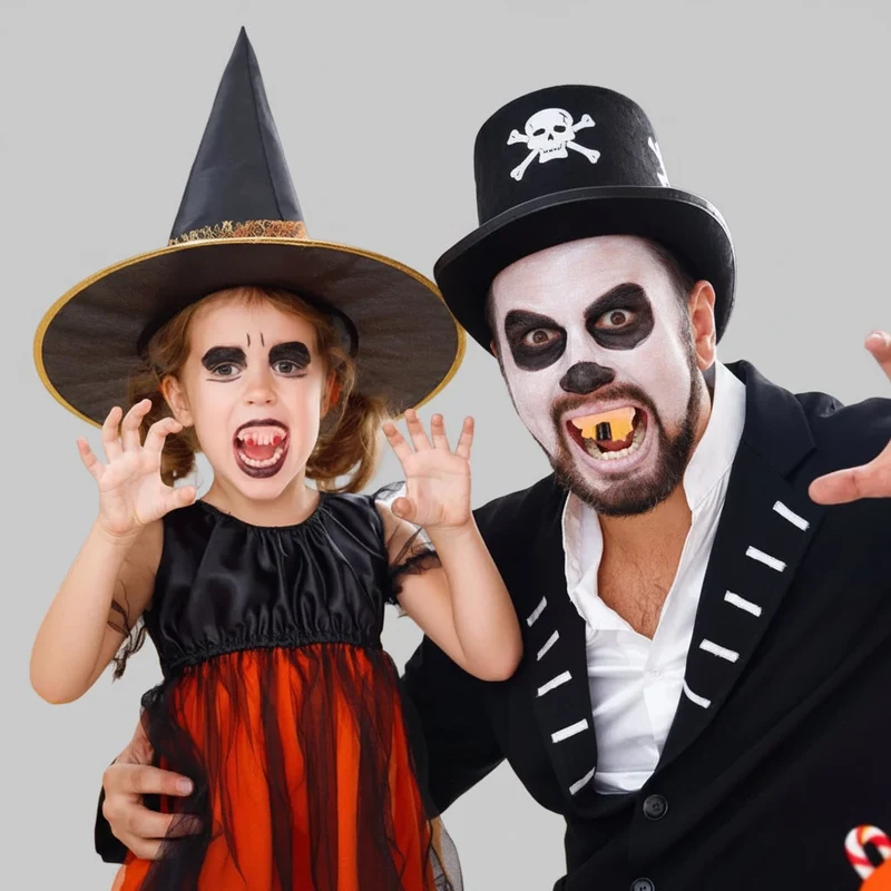 Halloween Fake Teeth and Flexible Vampire Fangs with Blood for a Costume