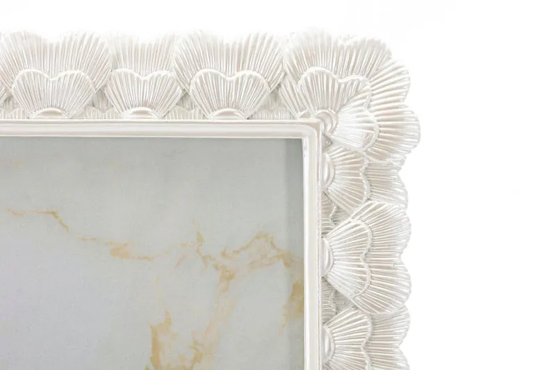 Cornice Hearty 20x1,8x25,3 cm in Resina e Vetro Argento