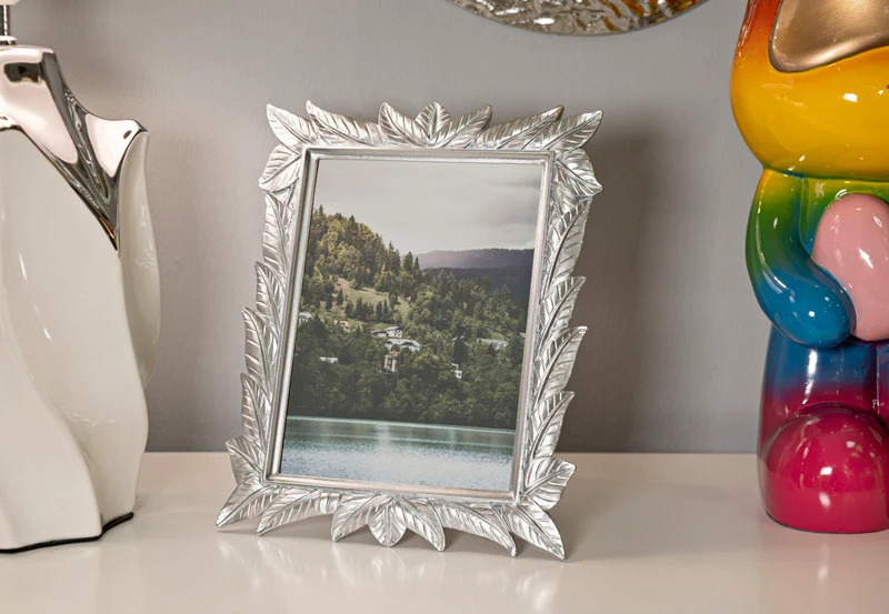 Cornice Leavy Silver 21,2x1,7x26,8 cm in Resina e Vetro Argento
