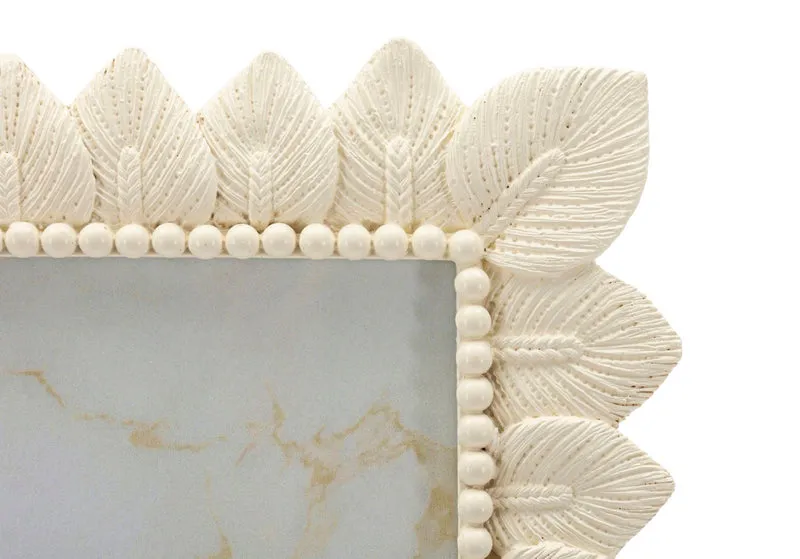Cornice Light Leaf 21,3x1,7x26,5 cm in Resina e Vetro Crema