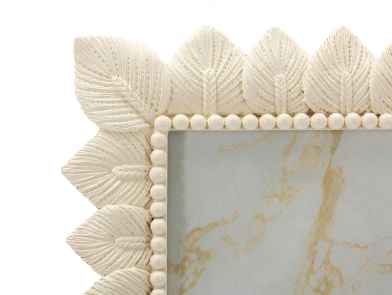Cornice Light Leaf 26,9x1,8x31,8 cm in Resina e Vetro Crema