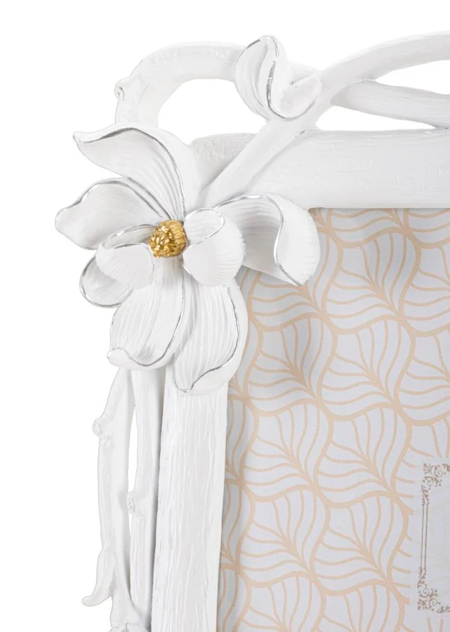 Cornice Magnolia 29,3x3x33,5 cm in Resina e Vetro Bianco