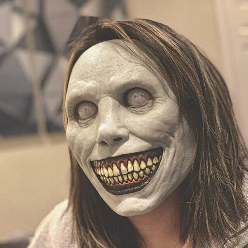 Scary Halloween Mask with Sharp Teeth and Wrinkled Latex for Creepy Costume Parties