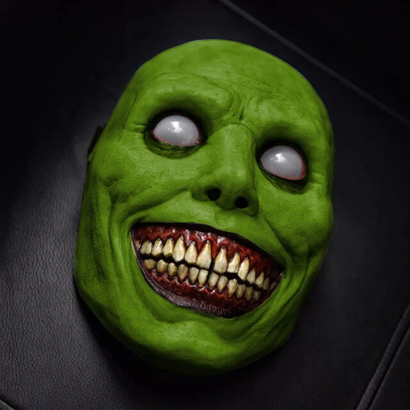 Scary Halloween Mask with Sharp Teeth and Wrinkled Latex for Creepy Costume Parties