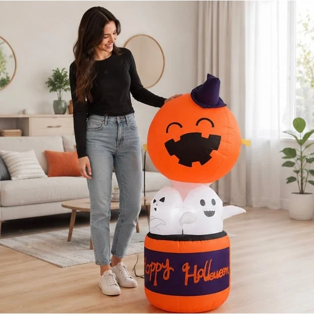 Halloween Inflatable Decoration Pumpkin with Ghosts and LED Lighting for Garden Parties