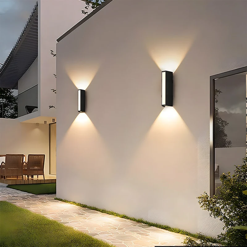 Modern Vertical LED Outdoor Wall Light