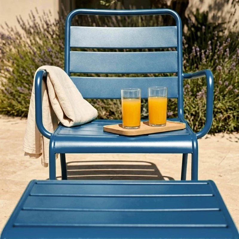 Oviala - Poltrona relax e poggiapiedi in metallo blu pacifico