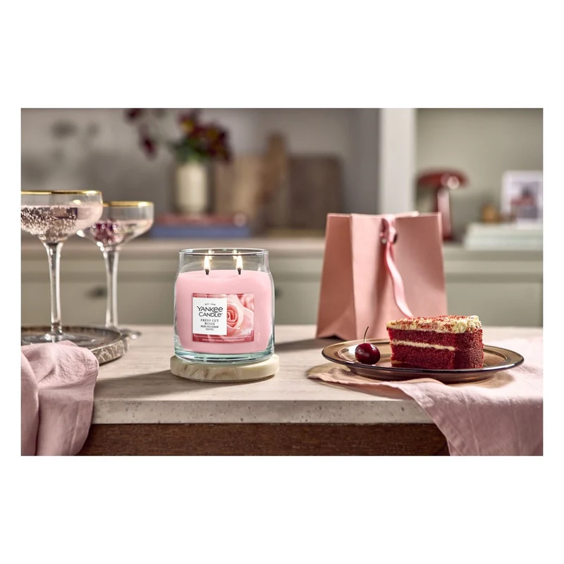 Candela Giara Media Yankee Candle Signature Fresh Cut Roses