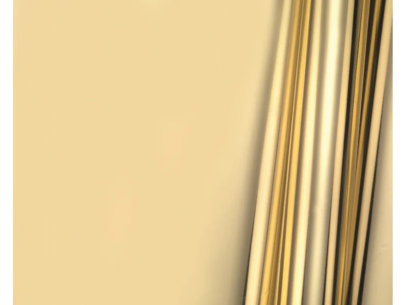 Buste argentate con fondo pieno cm70x100 di colore dorato la confezione contiene 25 pezzi