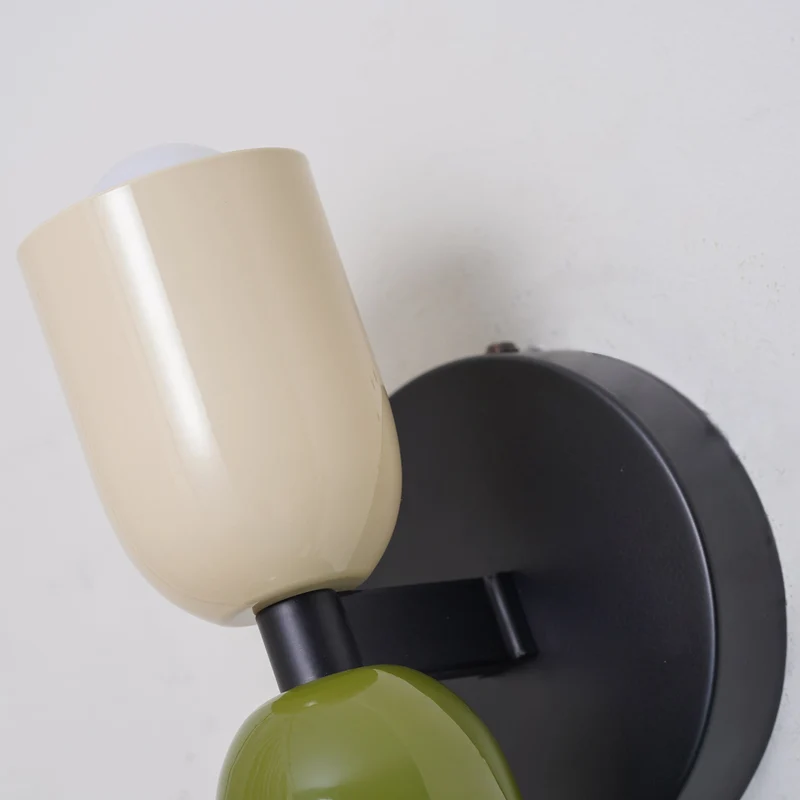 Adjustable double-head retro wall sconce for interiors