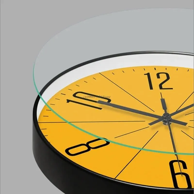 Silent Scandinavian-style wall clock