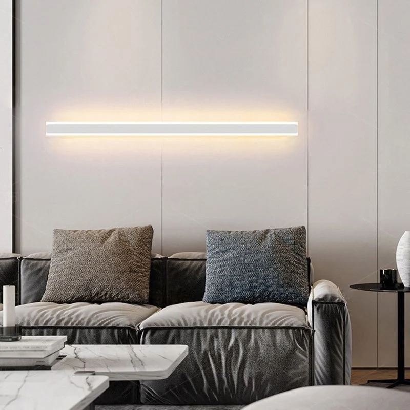 Minimalist LED wall lamp with a linear style for the home
