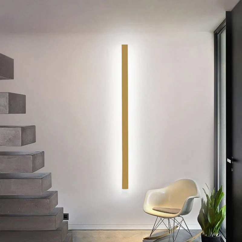 Minimalist LED wall lamp with a linear style for the home