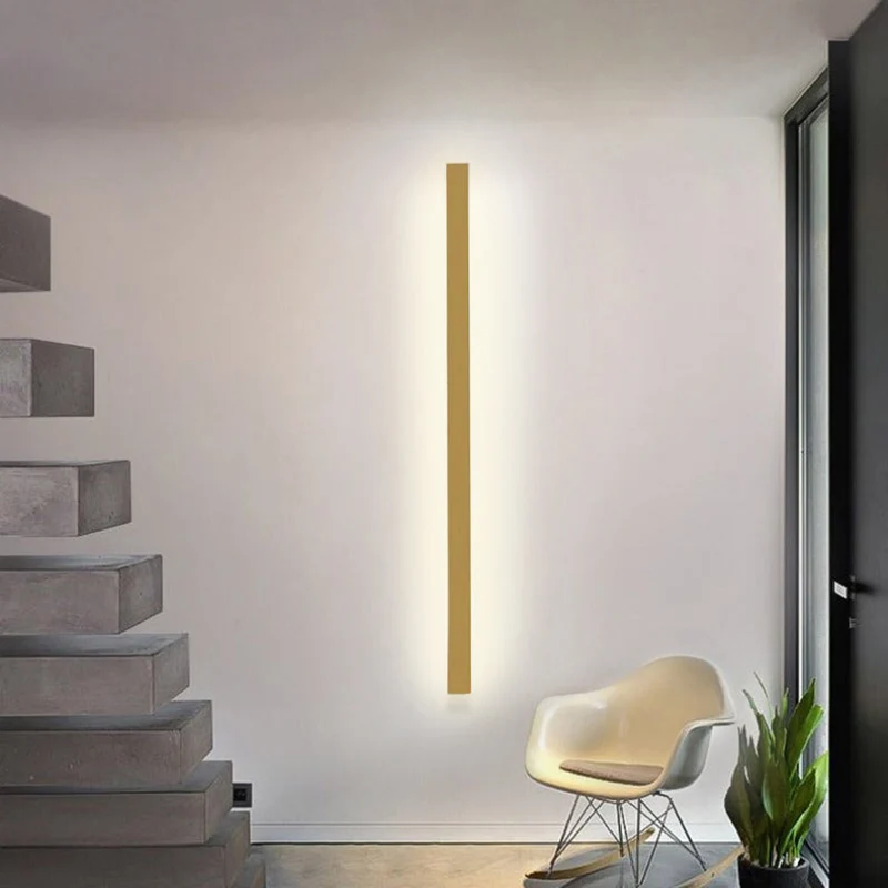 Minimalist LED wall lamp with a linear style for the home