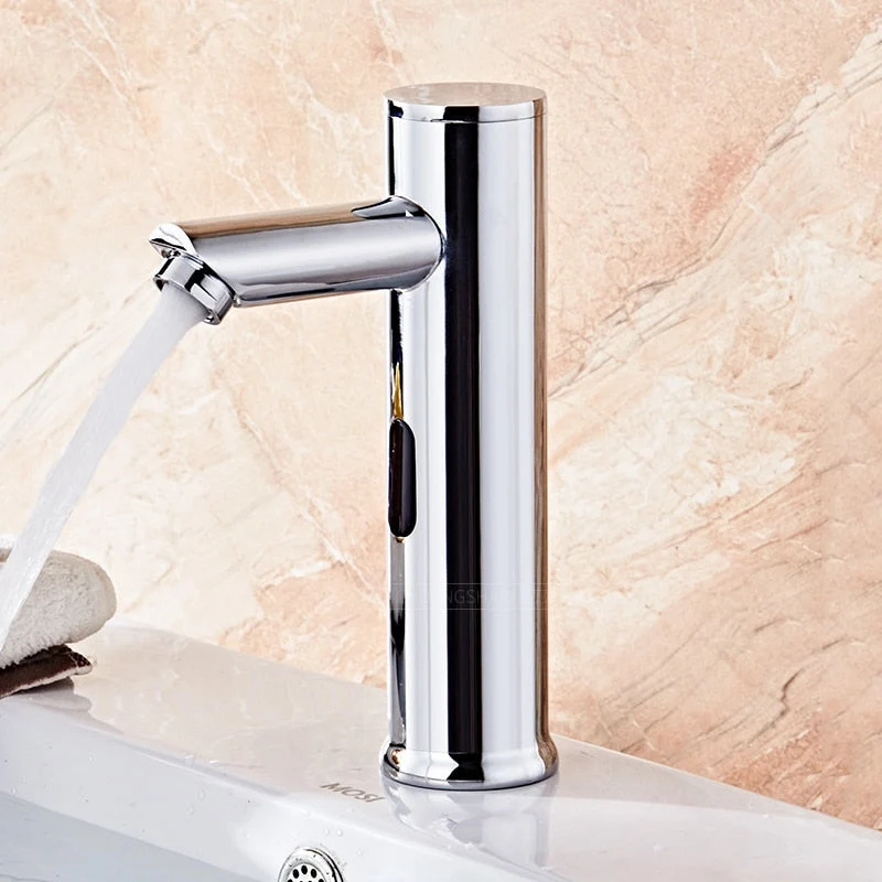 Automatic washbasin faucet with motion sensor