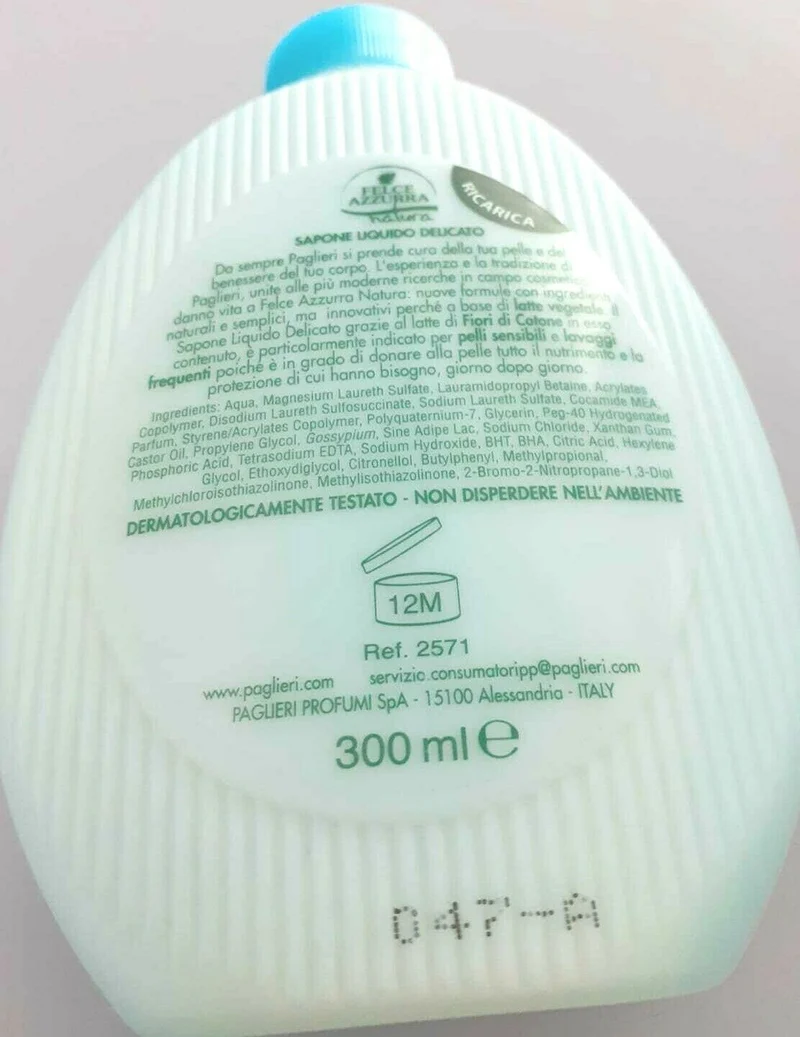 Sapone Liquido Felce Azzurra natura ricarica ml. 300 x 5 pezzi LT1,500 IN TOTALE