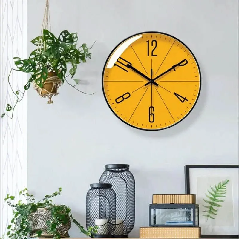 Modern wall clock with precise quartz mechanism