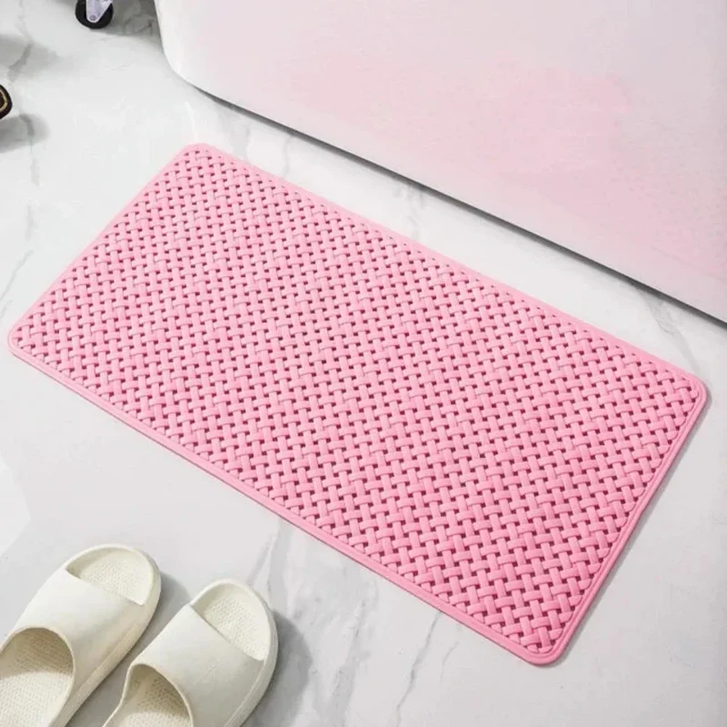 Durable non-slip bathtub mat with strong grip – mold-resistant and easy-care bathtub mat