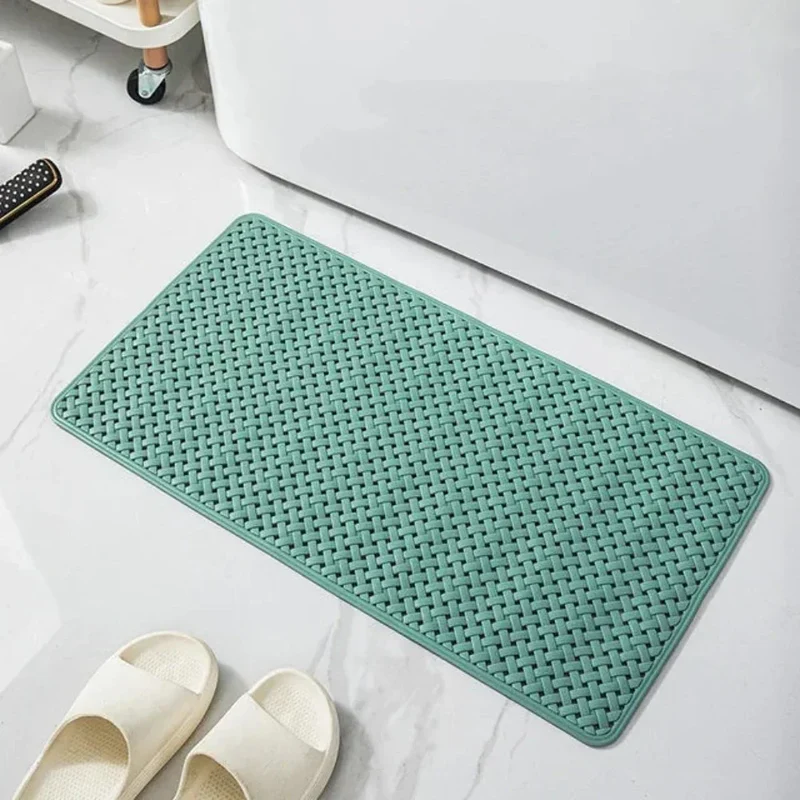Durable non-slip bathtub mat with strong grip – mold-resistant and easy-care bathtub mat
