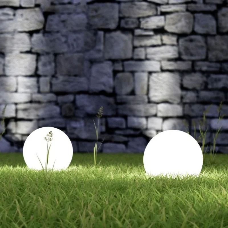 Solar garden ball light – 16 colors with remote control